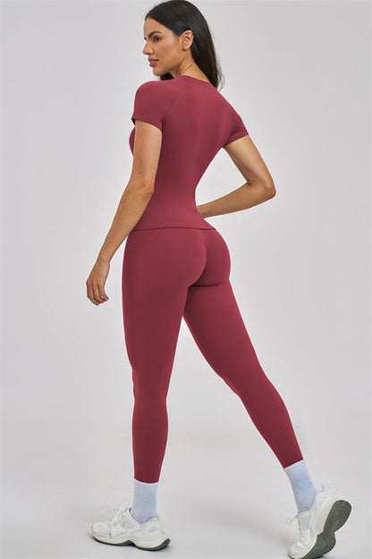 The Zenith T-shirt Leggings 2-Piece Set