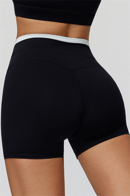 The Canyon Sports Bra Shorts 2-Piece Set