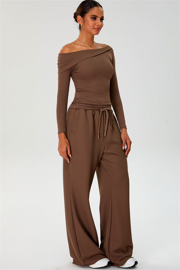 The Rush Off-shoulder T-shirt Sweatpants 2-Piece Set