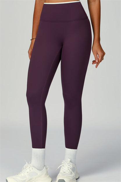 The Quest Sports Bra Leggings 2-Piece Set