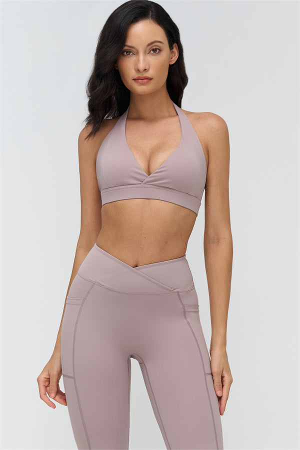 The BoldFit Sports Bra Leggings 2-Piece Set