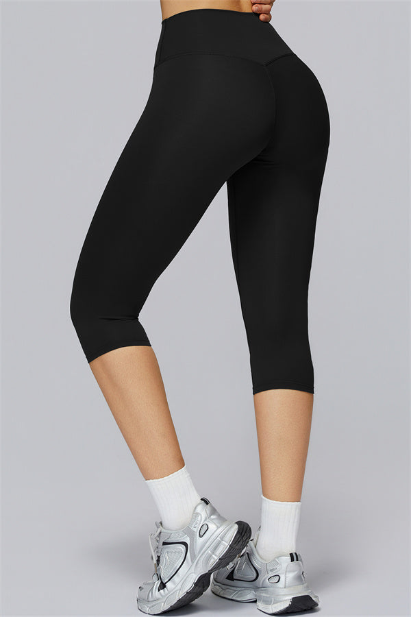 The FlexCore Crop Tank Capri Leggings 2-Piece Set