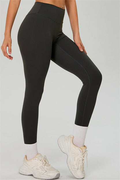 The Solid Sports Bra Leggings 2-Piece Set