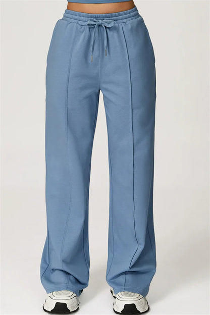 The Motion Crop Top Sweatpants 2-Piece Set