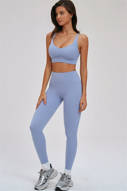 The Kinetic Cross Back Sports Bra Leggings 2-Piece Set