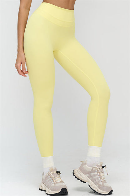 The Stride Crop Top Leggings 2-Piece Set