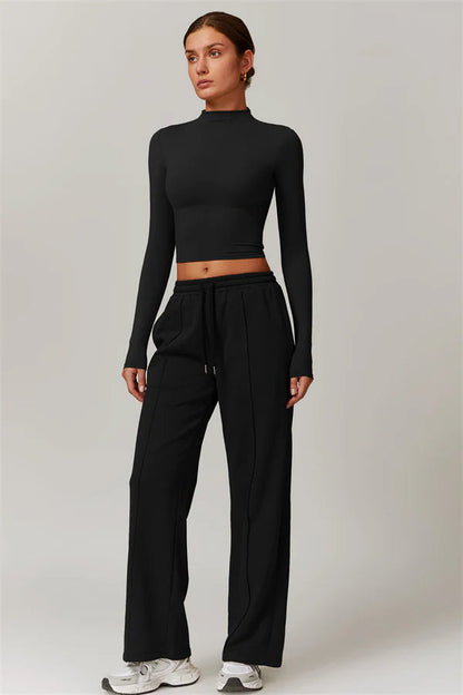 The Motion Crop Top Sweatpants 2-Piece Set