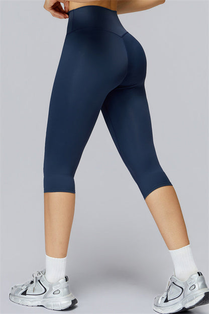 The FlexCore Sports Bra Capri Leggings 2-Piece Set