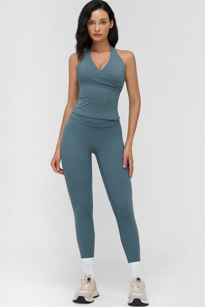 The Stride Crop Top Leggings 2-Piece Set
