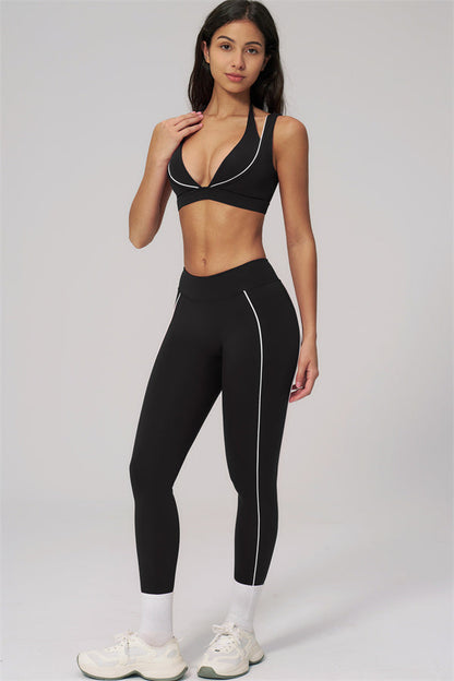 The Clarity Contour Line Sports Bra Leggings 2-Piece Set
