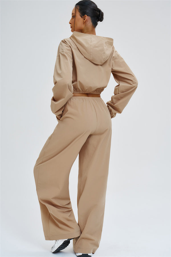 The Svelte UV protection Crop Hoodie Sweatpants 2-Piece Set