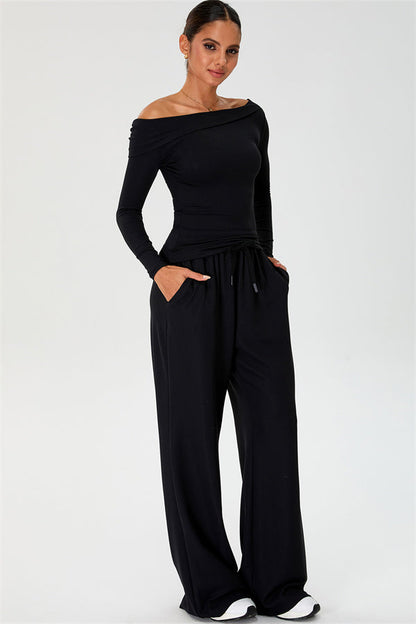 The Rush Off-shoulder T-shirt Sweatpants 2-Piece Set