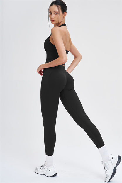 The Whim Sports Bra Leggings 2-Piece Set
