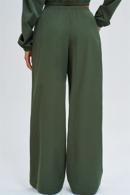 The Svelte UV protection Crop Hoodie Sweatpants 2-Piece Set
