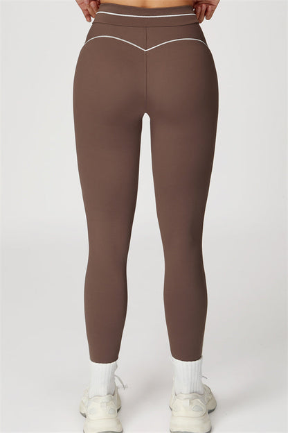 The Amara Sports Bra Leggings 2-Piece Set