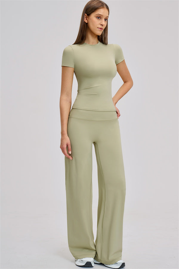 The Dynamic T-shirt Straight Leg Pants 2-Piece Set