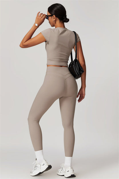 The Enigma T-shirt Leggings 2-Piece Set