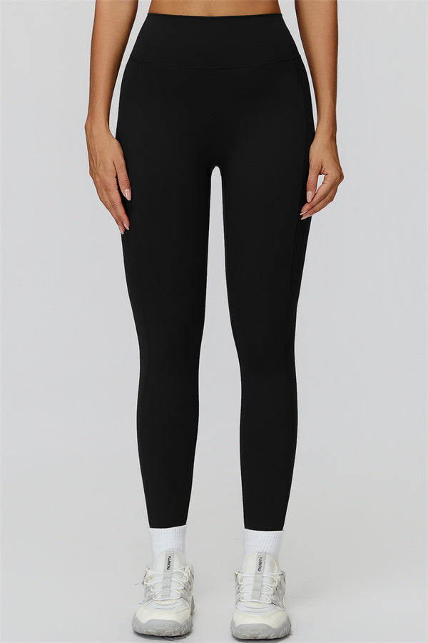 The Fyra Sports Bra Leggings 2-Piece Set