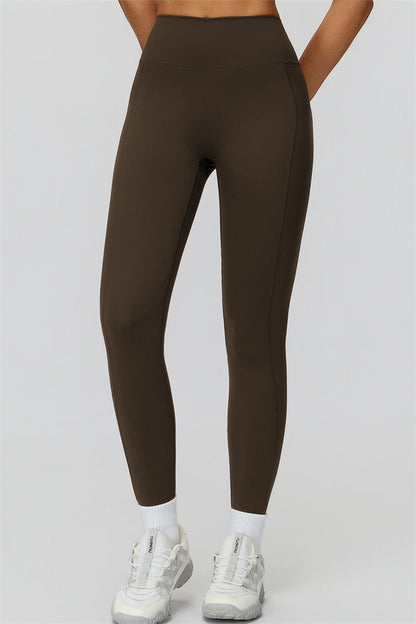 The Fyra Crop Tank Leggings 2-Piece Set