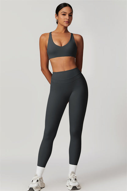 The Enigma Sports Bra Leggings 2-Piece Set