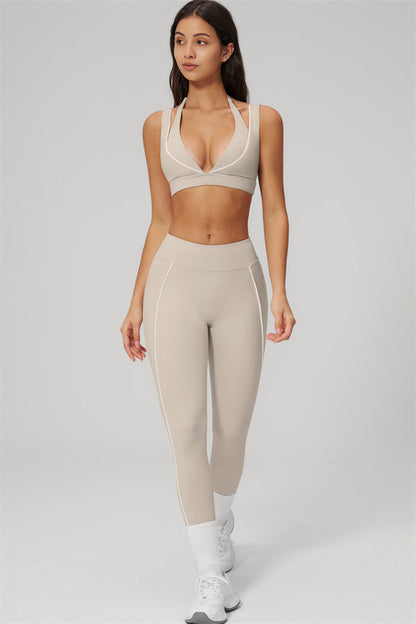 The Clarity Contour Line Sports Bra Leggings 2-Piece Set